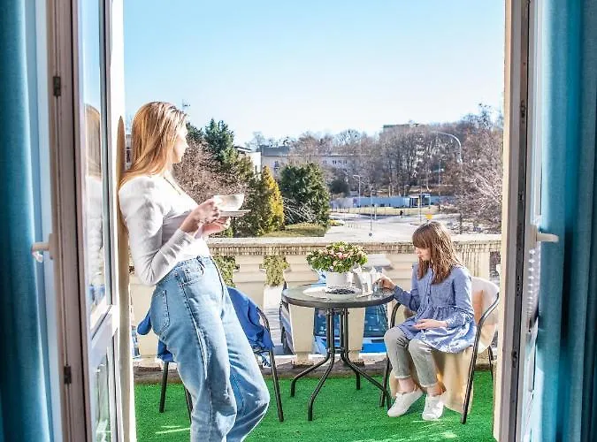 Sunset Boulevard Z Tarasem Dla 4 Gości Gdynia